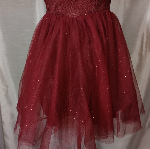 Speechless Strapless Formal, Sparkles, Short burgundy Corset LaceUp Back, Lace,5 - Picture 10 of 12